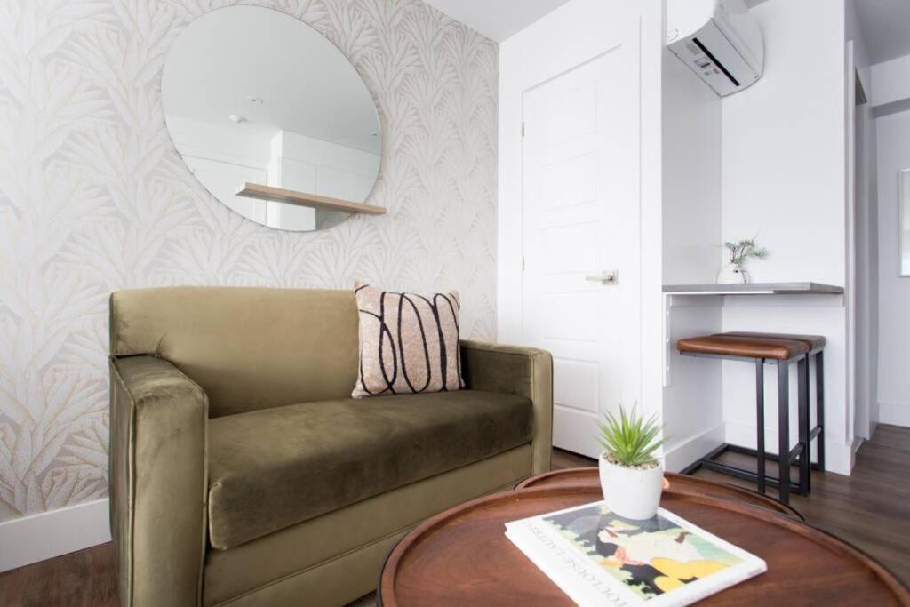 Wonderful Studio In Little Italy With Full Bath By Den Stays Montreal Exteriér fotografie