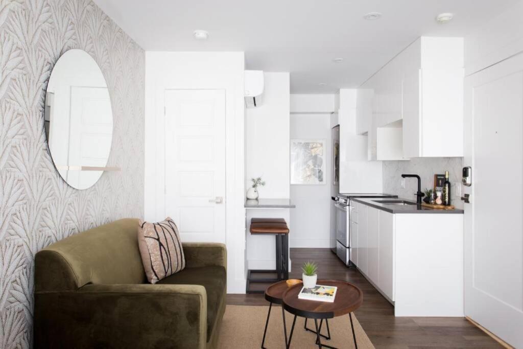 Wonderful Studio In Little Italy With Full Bath By Den Stays Montreal Exteriér fotografie