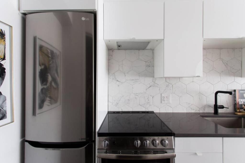 Wonderful Studio In Little Italy With Full Bath By Den Stays Montreal Exteriér fotografie